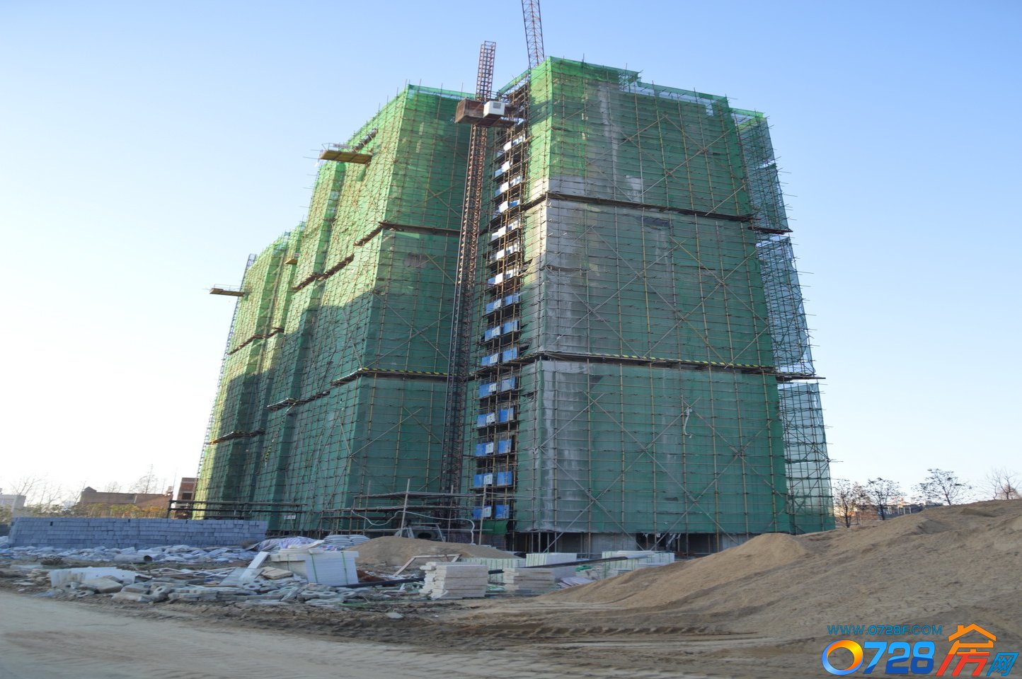 华茂阳光城15年12月工程进度6号楼即将封顶