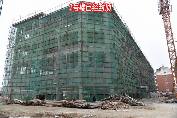 天门生态龙虾美食城2018-3工程进度1号楼已经封顶