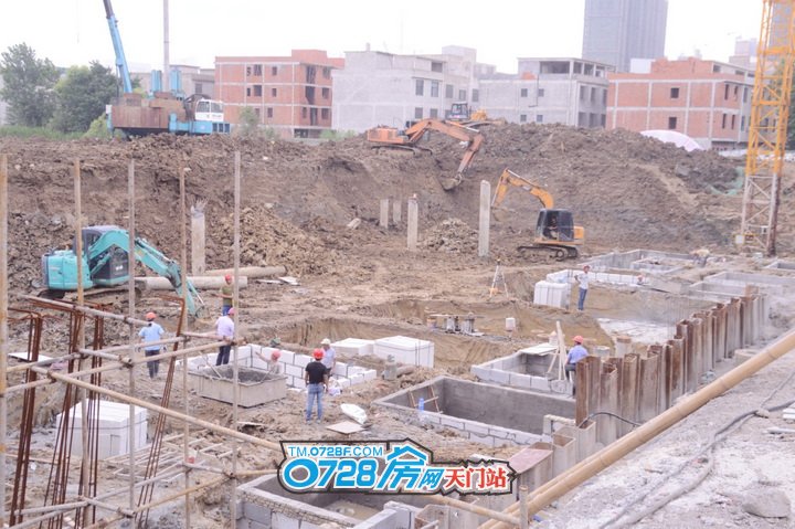 汉旺.世纪城2019-6-30工程进度2号楼正在做地下基础