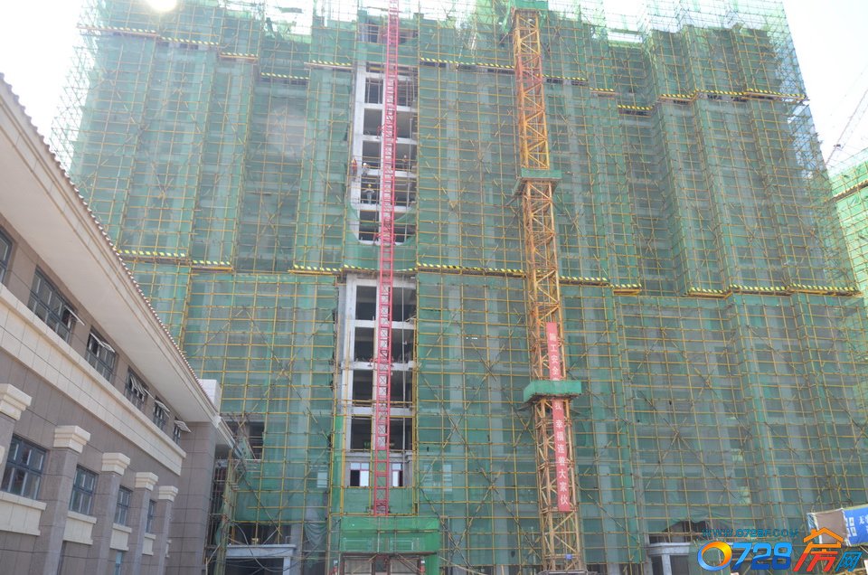 竟陵华府15年9月工程进度1#楼已建至15层