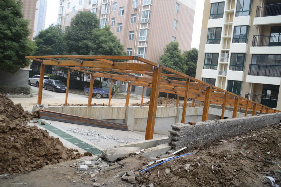 冠南.景林春天二期2016年11月工程进度地下停车场出入口