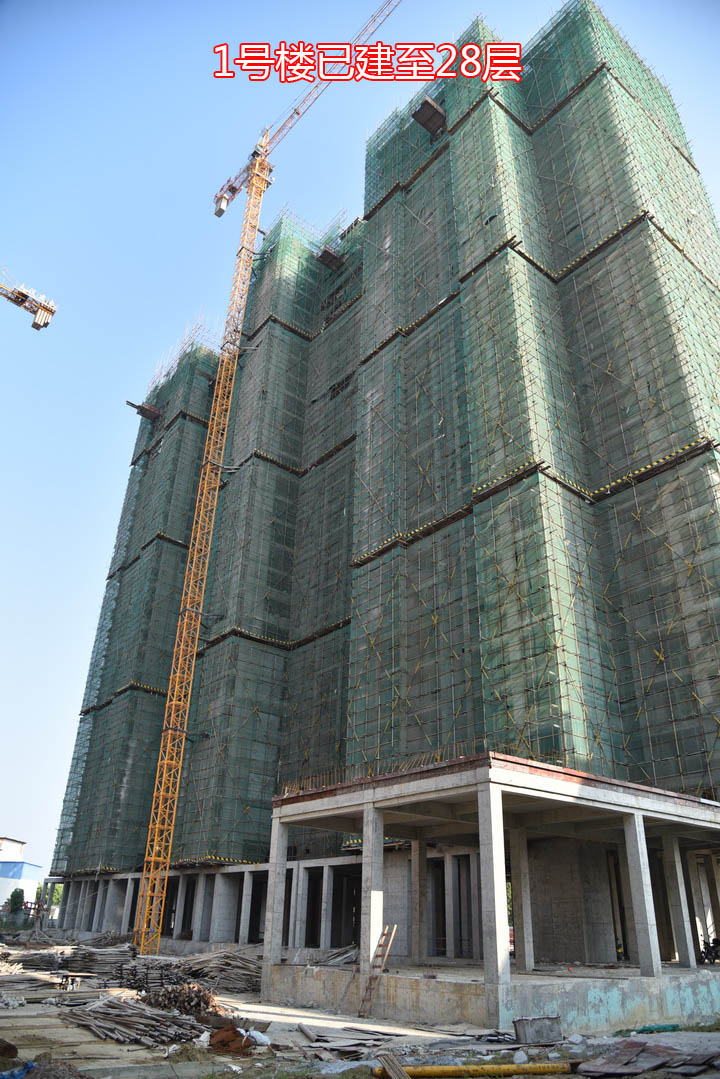 北湖轩2018-7工程进度1号楼已建至28层.