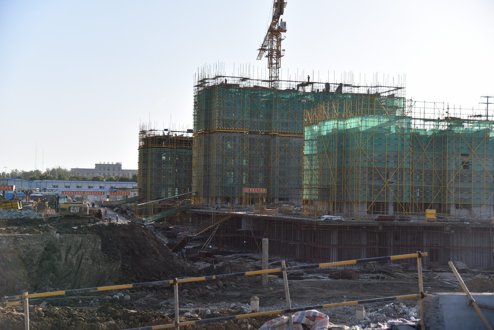 卓尔生活城2018年10月工程进度1号楼建至第五层、7号楼建至第7层、8号楼建至第4层