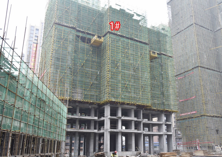 中央公馆2019-1工程进度 1号楼建至第12层