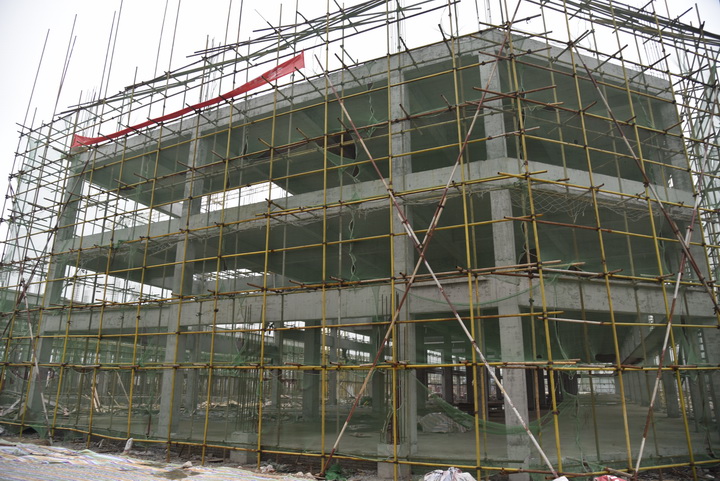 新东方五金机电建材城2019-2-26工程进度1号楼建至第二层